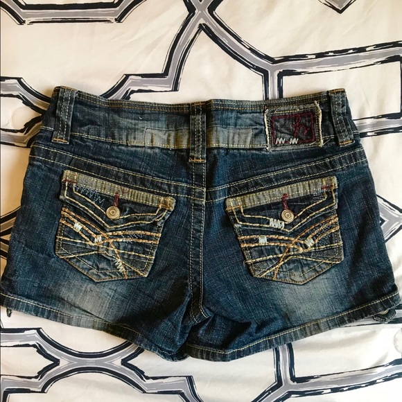 Denim shorts - Picture 2 of 2